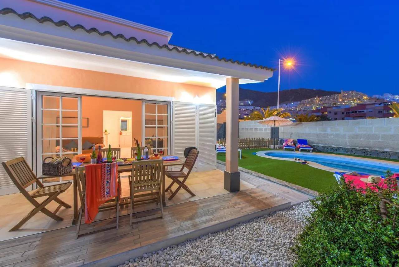 Сasa de vacaciones Villa Aloe con piscina climatizada, Playa Fañabe, Costa Adeje