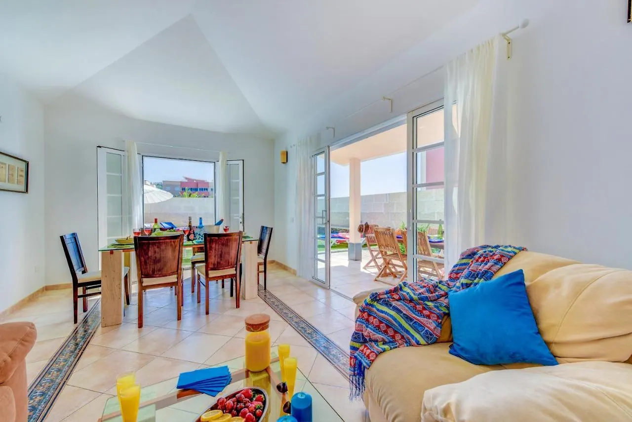 Villa Aloe con piscina climatizada, Playa Fañabe, Costa Adeje España