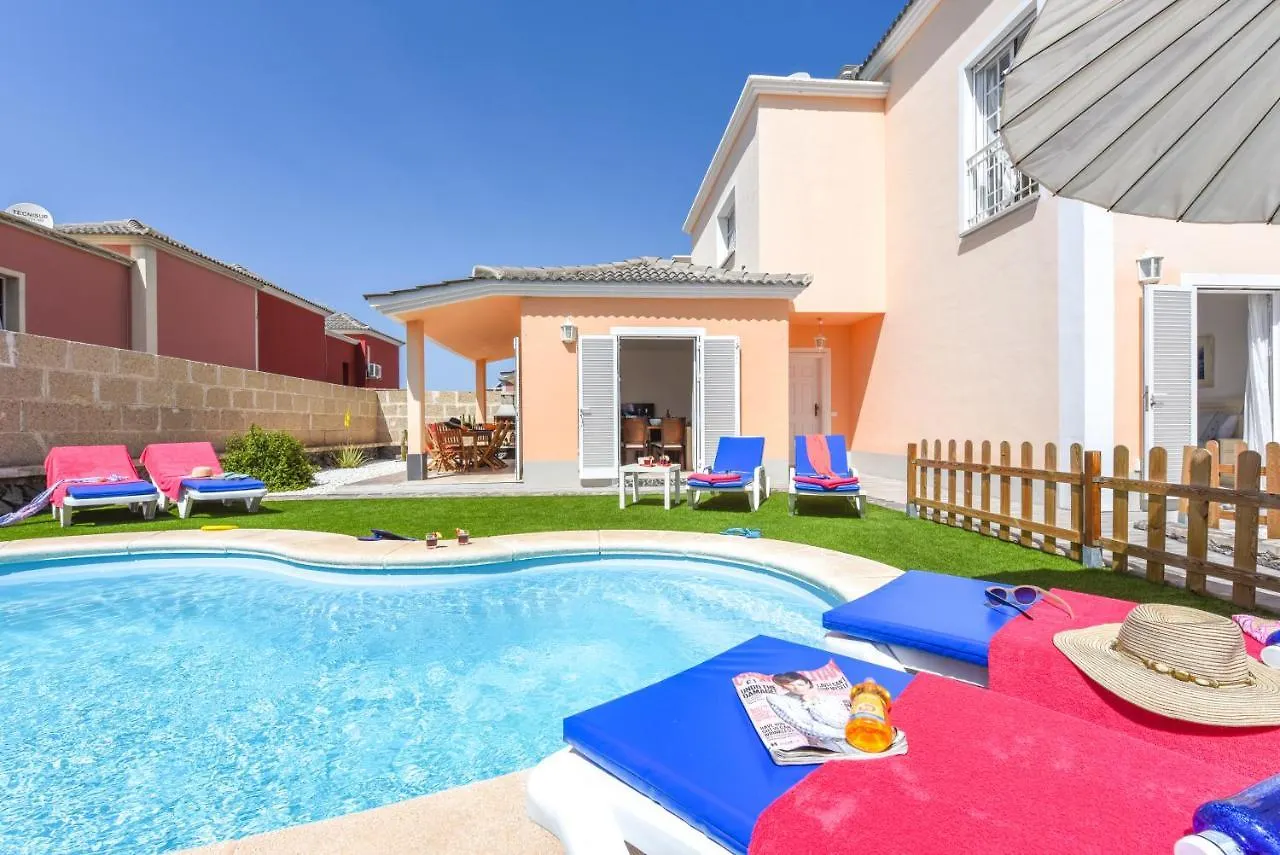 Сasa de vacaciones Villa Aloe con piscina climatizada, Playa Fañabe, Costa Adeje España